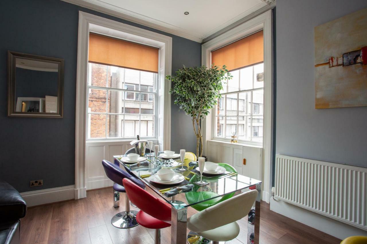 Most Central Luxury Apartment - Sleeps 4 & Free Parking! Chester Exterior foto