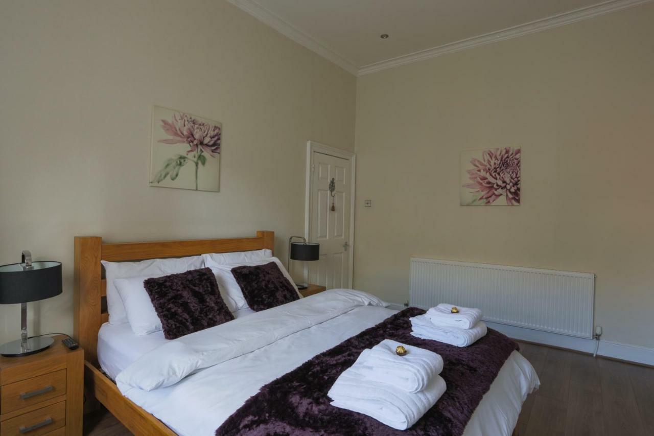 Most Central Luxury Apartment - Sleeps 4 & Free Parking! Chester Exterior foto